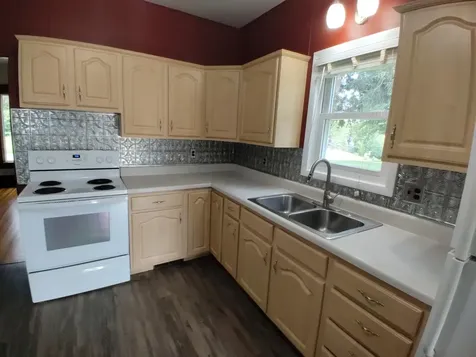 321 S Main Street Sanborn MN 56083