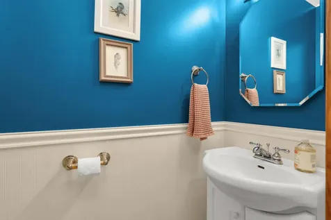 936 Monterey Court S Shoreview MN 55126