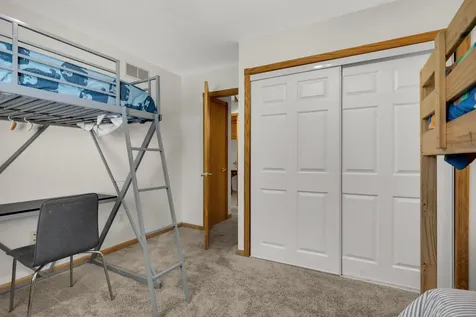 936 Monterey Court S Shoreview MN 55126
