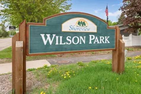 936 Monterey Court S Shoreview MN 55126