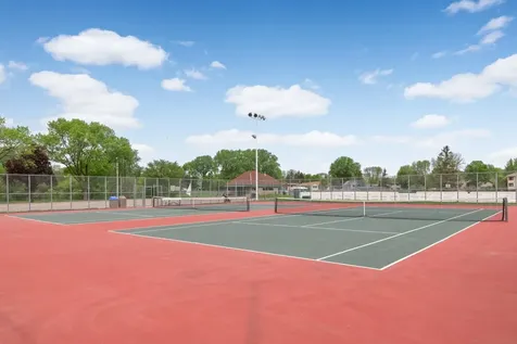 936 Monterey Court S Shoreview MN 55126