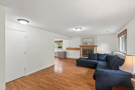 8522 Darnel Road Eden Prairie MN 55347