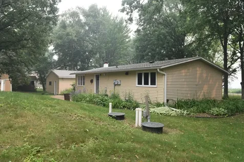 103 Carriage Hill Drive Hinckley MN 55037