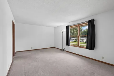 922 23rd Avenue NW New Brighton MN 55112