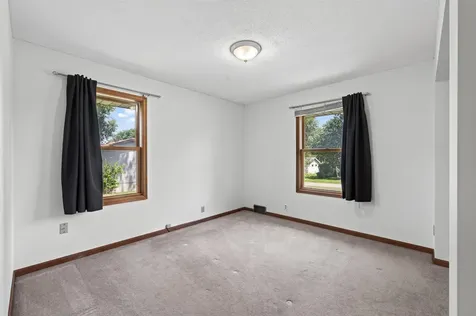 922 23rd Avenue NW New Brighton MN 55112