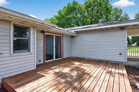 922 23rd Avenue NW New Brighton MN 55112