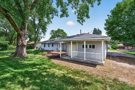 922 23rd Avenue NW New Brighton MN 55112