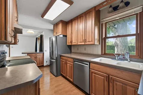 922 23rd Avenue NW New Brighton MN 55112