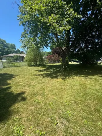 1516 Wellington Crescent Faribault MN 55021