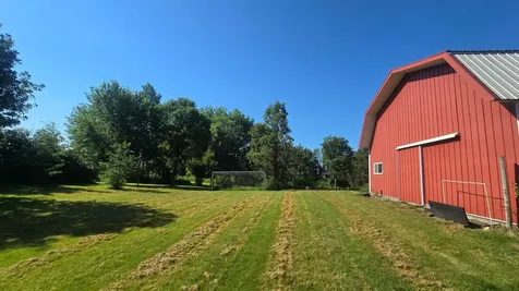 26722 825th Avenue Hollandale MN 56045
