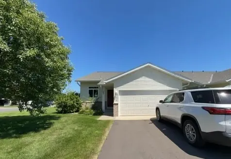 1516 Dublin Court Shakopee MN 55379