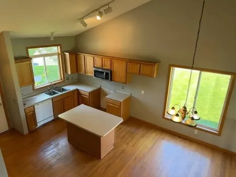 1516 Dublin Court Shakopee MN 55379