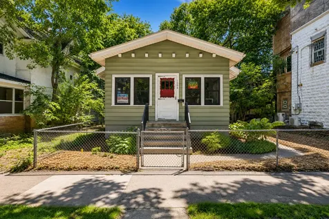 1004 26th Avenue SE Minneapolis MN 55414