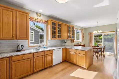810 Monet Court Mendota Heights MN 55120