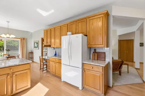 810 Monet Court Mendota Heights MN 55120