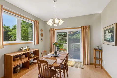810 Monet Court Mendota Heights MN 55120
