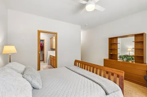 810 Monet Court Mendota Heights MN 55120