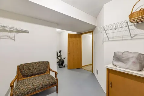 810 Monet Court Mendota Heights MN 55120