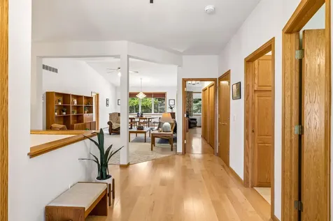 810 Monet Court Mendota Heights MN 55120