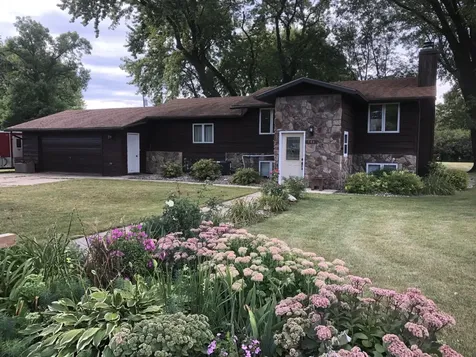 741 Greenwood Avenue Tracy MN 56175