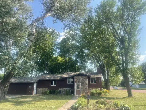 741 Greenwood Avenue Tracy MN 56175