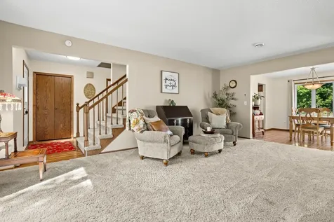 124 Prairiewood Drive S Fargo ND 58103