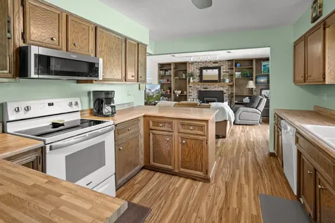 124 Prairiewood Drive S Fargo ND 58103
