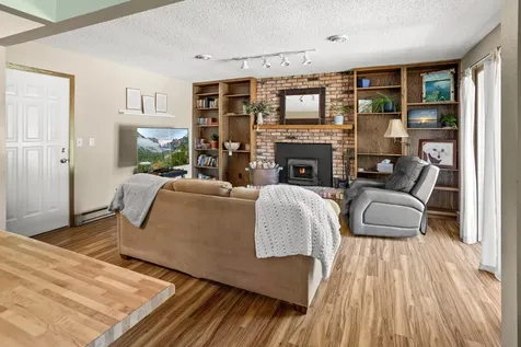 124 Prairiewood Drive S Fargo ND 58103