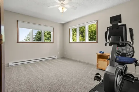 124 Prairiewood Drive S Fargo ND 58103