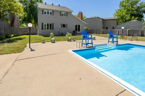 124 Prairiewood Drive S Fargo ND 58103