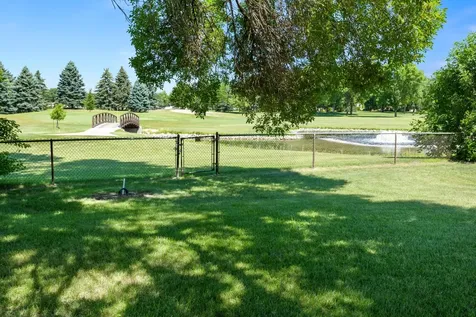 124 Prairiewood Drive S Fargo ND 58103