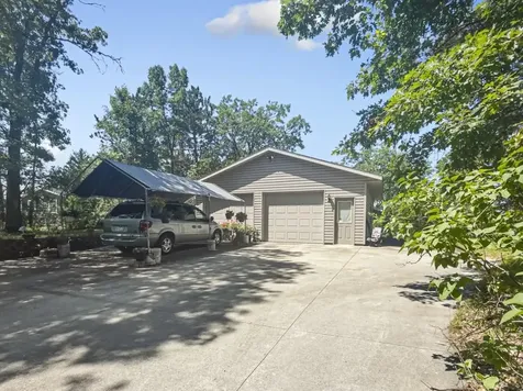 36975 Taylors Beach Road Menahga MN 56464