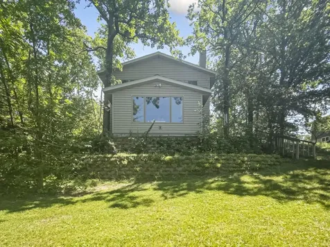 36975 Taylors Beach Road Menahga MN 56464
