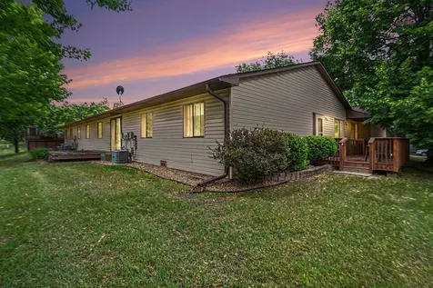 8689 134th Street W Apple Valley MN 55124