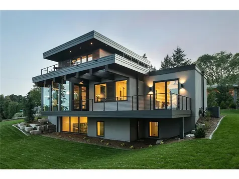 5104 Thotland Road Golden Valley MN 55422