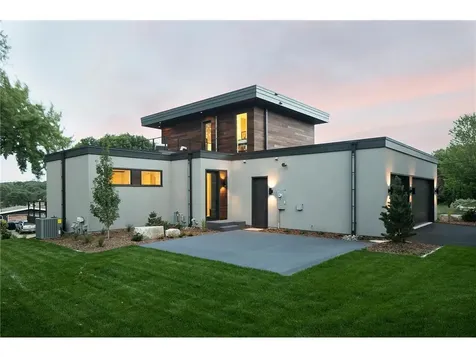 5104 Thotland Road Golden Valley MN 55422