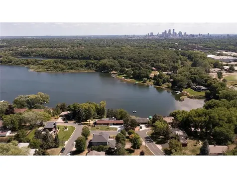 5104 Thotland Road Golden Valley MN 55422