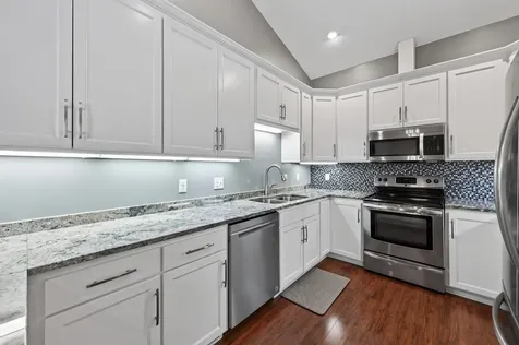 834 Seal Street Saint Paul MN 55114