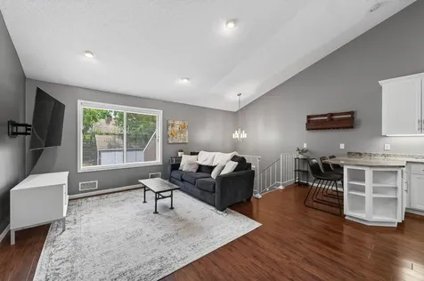 834 Seal Street Saint Paul MN 55114