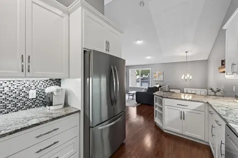 834 Seal Street Saint Paul MN 55114