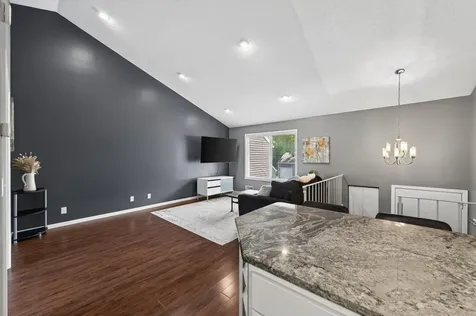 834 Seal Street Saint Paul MN 55114