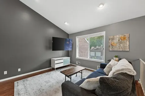 834 Seal Street Saint Paul MN 55114