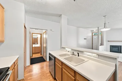 17973 Cobblestone Way Eden Prairie MN 55347