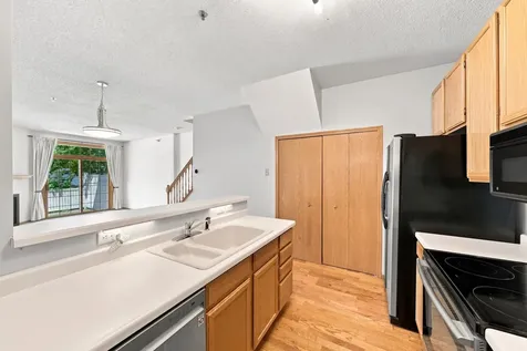 17973 Cobblestone Way Eden Prairie MN 55347