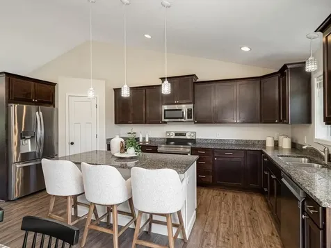 85 Maple Island Road Lakeville MN 55044