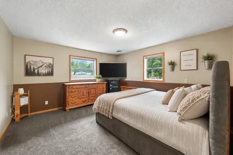 8045 59th Street N Lake Elmo MN 55042