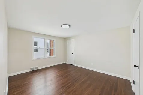 1599 Highland Parkway Saint Paul MN 55116