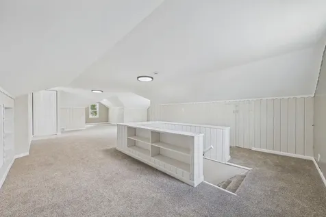 1599 Highland Parkway Saint Paul MN 55116