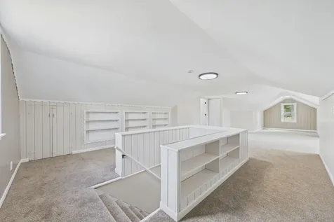 1599 Highland Parkway Saint Paul MN 55116