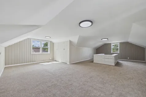 1599 Highland Parkway Saint Paul MN 55116